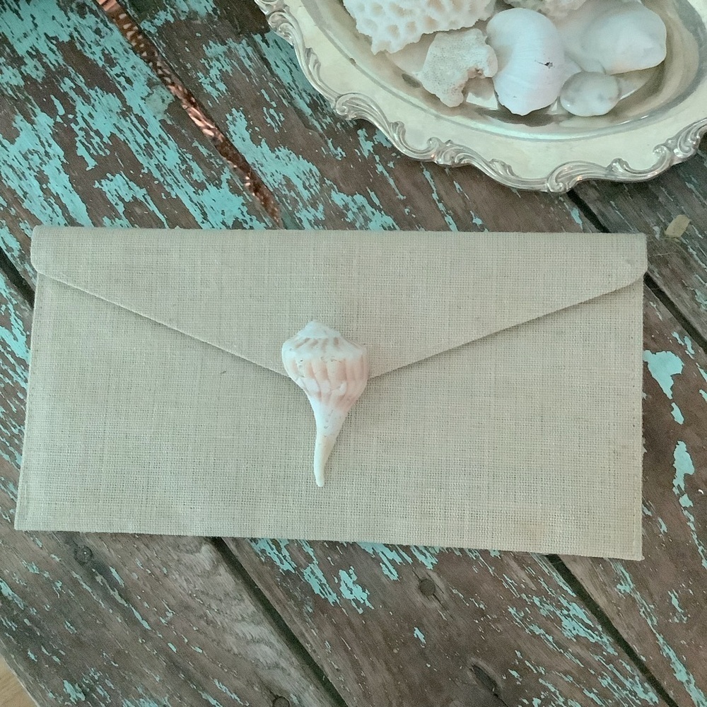 Bespoke Envelope Seashell Clutch 🐚